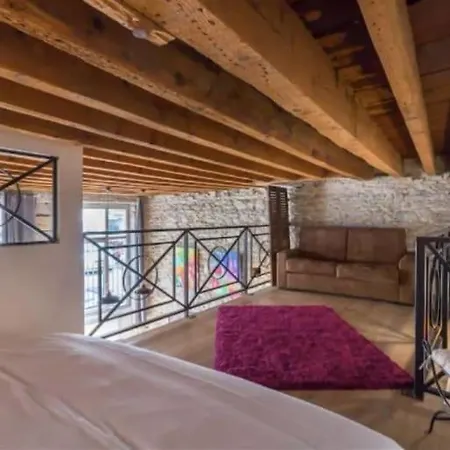 Lägenhet Guestready - Bright And Modern Croix-paquet Loft